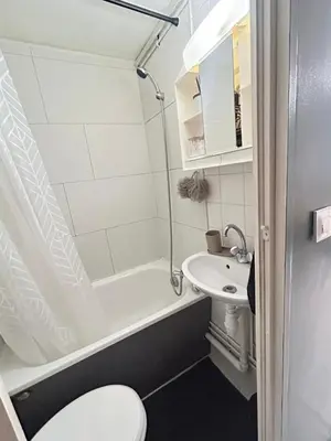 Salle de bains dans l'établissement Studio confort Paris 13 Chevaleret