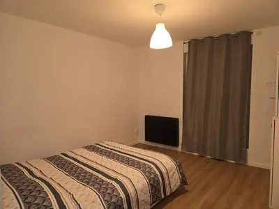 Télévision ou salle de divertissement dans l'établissement Appartement centre de Paris 19