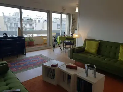 Coin salon dans l'établissement Alesia - Plantes