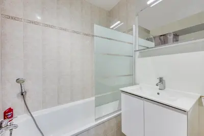 Salle de bains dans l'établissement Le Haven Stade de France renty