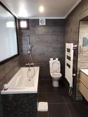 Salle de bains dans l'établissement Logement calme et spacieux