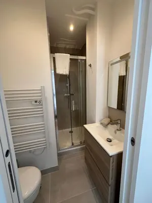 Salle de bains dans l'établissement Appartement Trocadéro