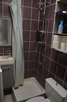 Salle de bains dans l'établissement Studio Paris 18