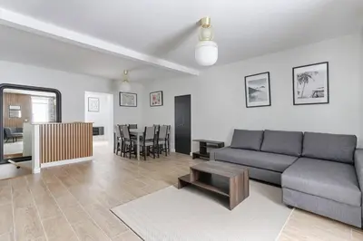 Coin salon dans l'établissement Appartement atypique au coeur de Batignolles