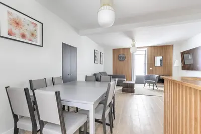 Coin salon dans l'établissement Appartement atypique au coeur de Batignolles