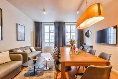 Coin salon dans l'établissement Urban Flat 111 - Urban Lovely Flat Madeleine