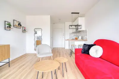 Cuisine ou kitchenette dans l'établissement Appartement Luxueux Cosy - Paris Expo