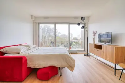 Télévision ou salle de divertissement dans l'établissement Appartement Luxueux Cosy - Paris Expo