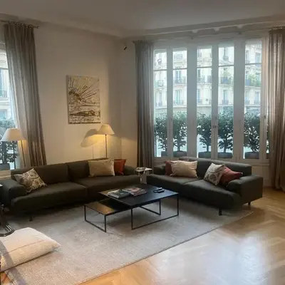 GuestReady - Luxurious Charm near Arc de Triomphe