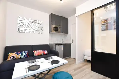 Cuisine ou kitchenette dans l'établissement Charming apartment - 1BR-2P - Petit-Montrouge