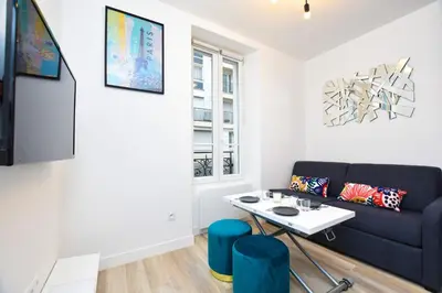 Coin salon dans l'établissement Charming apartment - 1BR-2P - Petit-Montrouge