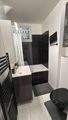 Salle de bains dans l'établissement Trocadéro Prestige Residence Paris 16