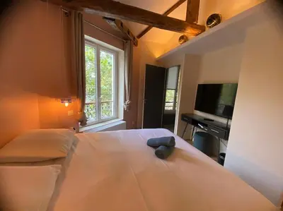 Télévision ou salle de divertissement dans l'établissement Saint Jacques Sciences