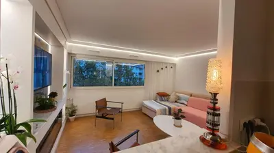 Coin salon dans l'établissement Luxurious and Glamorous Apartment