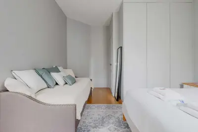 Un ou plusieurs lits dans un hébergement de l'établissement Luxurious apartment - 4BR-10P- Ternes-Pereire