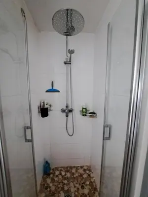 Salle de bains dans l'établissement Appartement spacieux, à 20 min de gare St Lazare