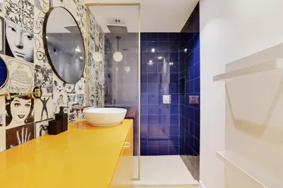 Salle de bains dans l'établissement Sereners - Place des Vosges