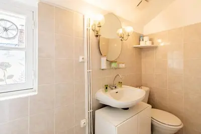 Salle de bains dans l'établissement Heart of Saint-Germain only 3 minutes from the Amaizing Luxembourg Gardens