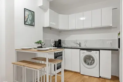 Cuisine ou kitchenette dans l'établissement Perfect Emplacement Paris - Metro 1 min - Tour Eiffel 10min - Netflix