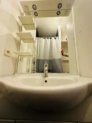 Salle de bains dans l'établissement Necker Paris