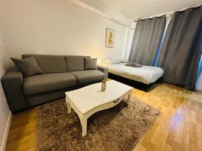Coin salon dans l'établissement Necker Paris