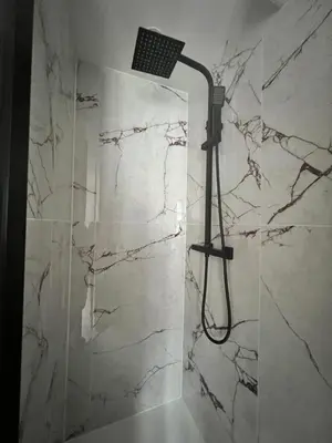 Salle de bains dans l'établissement Batignolles, Montmartre Chambre 12m2 , Metro 13 et 14