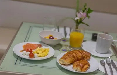 Nourriture dans l'hôtel ou à proximité