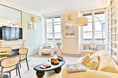 Coin salon dans l'établissement Chic appartement dans le prestigieux 7ème arrondissement