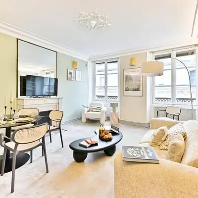 Chic appartement dans le prestigieux 7ème arrondissement