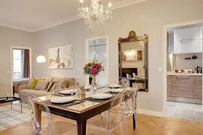 Coin salon dans l'établissement Blanc Manteau Residence