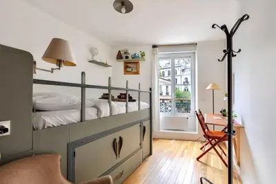 Plan de l'établissement Charmant studio cosy au cœur du Village Ramey Montmartre Métro 12