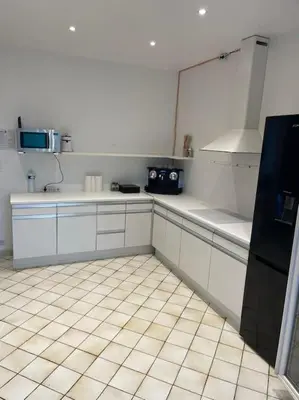 Cuisine ou kitchenette dans l'établissement Magnifique appartement