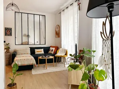 Coin salon dans l'établissement Appartement Calme et Cozy en plein Paris
