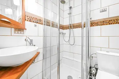 Salle de bains dans l'établissement La Felicita - Studio avec Balcon Paris - Netflix
