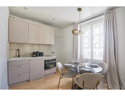 Cuisine ou kitchenette dans l'établissement Residence apartment Bastille - Le Marais