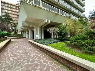 Jardin de l'établissement Appartement 5 personnes Léon Frot PARIS
