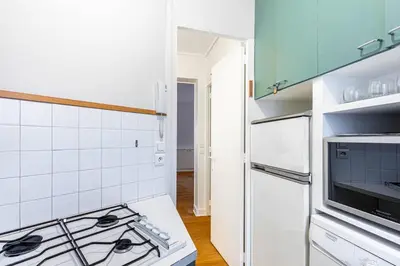 Cuisine ou kitchenette dans l'établissement GuestReady - Paris Escape with Eiffel Views