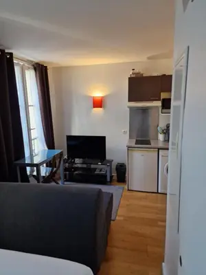 Cuisine ou kitchenette dans l'établissement belle appartement au canal de saint martin