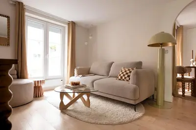 Coin salon dans l'établissement 4P 1BR - Monthly Rental - Step from Place Vendôme