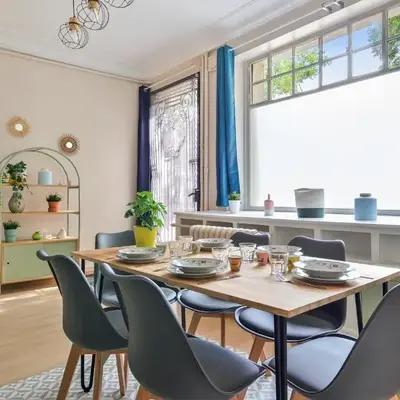 Élégant Appartement à Paris 16e