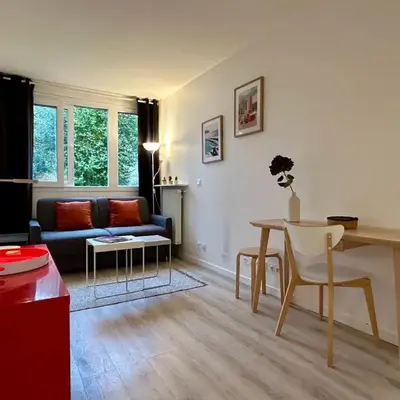 Fully equipped Studio - 2 guests - near metro