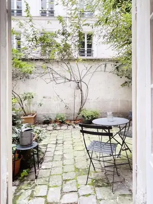 Jardin de l'établissement Chic neighborhood charming courtyard studio 7th