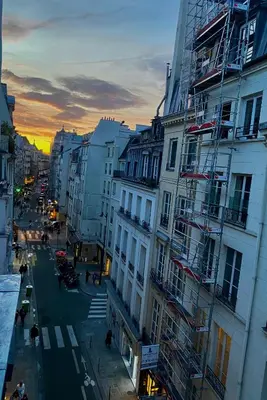 Vue générale sur Paris ou vue de la ville depuis l'appartement