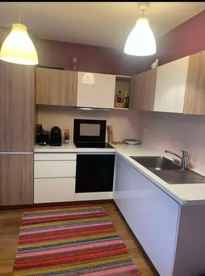 Cuisine ou kitchenette dans l'établissement Central Charm 10 min walk Eiffel tower