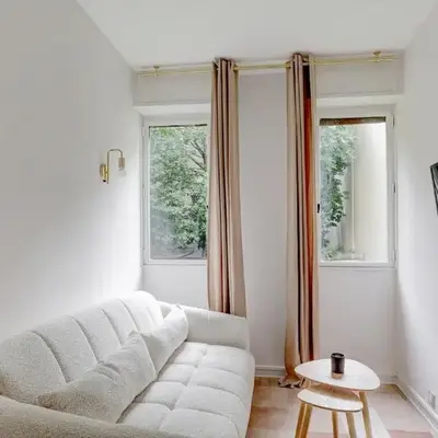 Bluestay 806 - Superb studio
