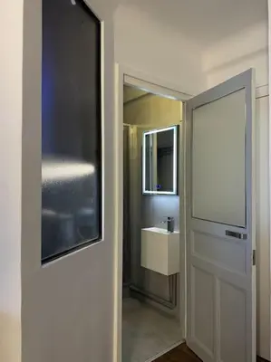 Salle de bains dans l'établissement Charming Paris Studio Apartment