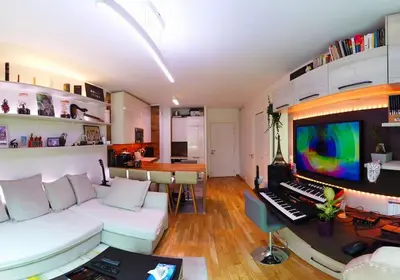 Télévision ou salle de divertissement dans l'établissement NEW LUX Smart Home 69m2,Terrasse, Modern, Metro 13