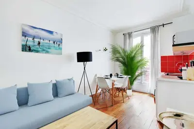 Coin salon dans l'établissement Lovely 1BR - 4P - Montmartre - Sacre coeur