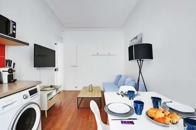 Cuisine ou kitchenette dans l'établissement Lovely 1BR - 4P - Montmartre - Sacre coeur