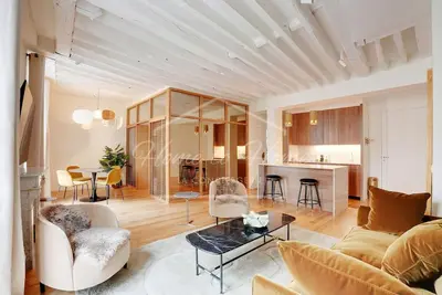 Cuisine ou kitchenette dans l'établissement Le Marais Luxury & Charm 70m of Design